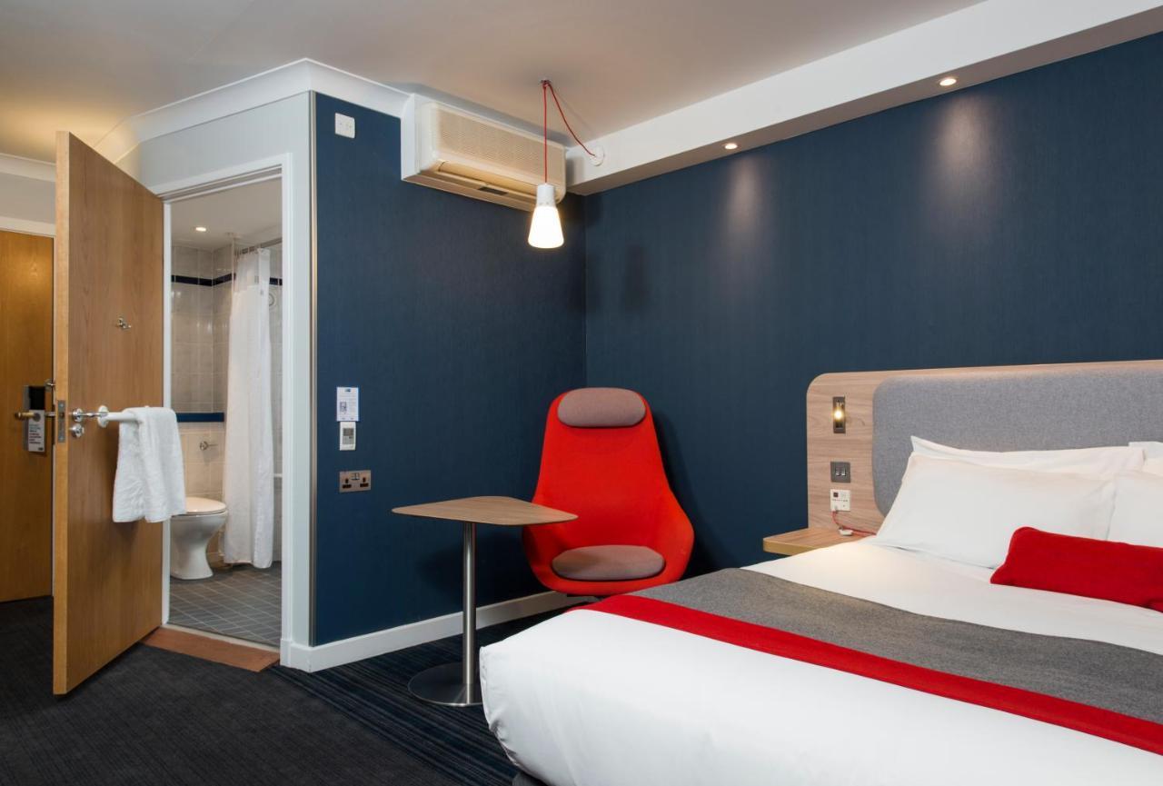 Holiday Inn Express - Bicester By Ihg Luaran gambar