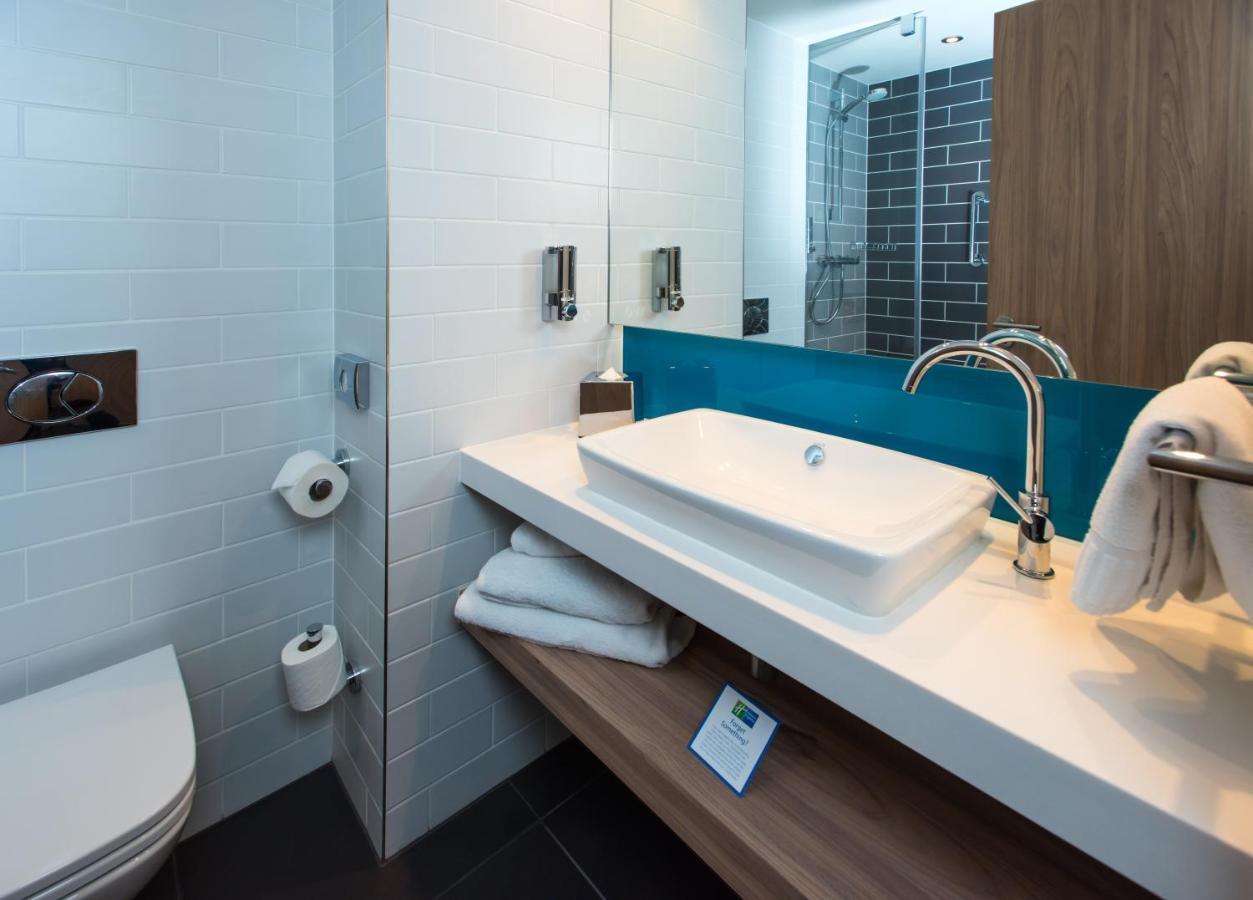 Holiday Inn Express - Bicester By Ihg Luaran gambar