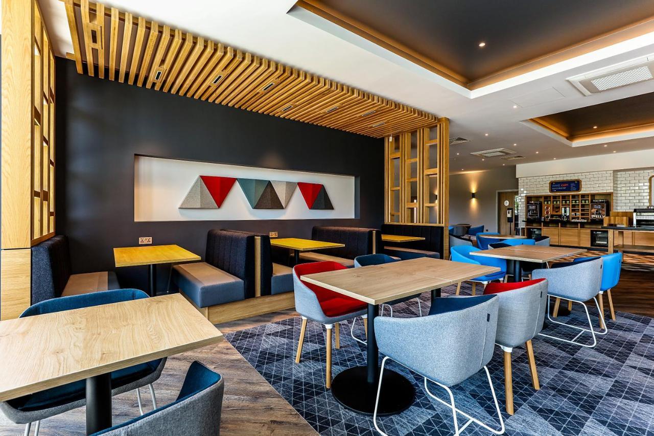 Holiday Inn Express - Bicester By Ihg Luaran gambar