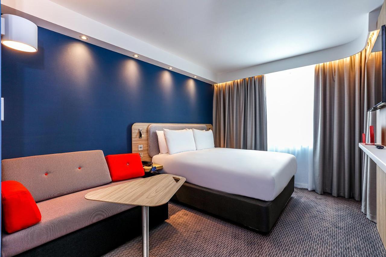 Holiday Inn Express - Bicester By Ihg Luaran gambar