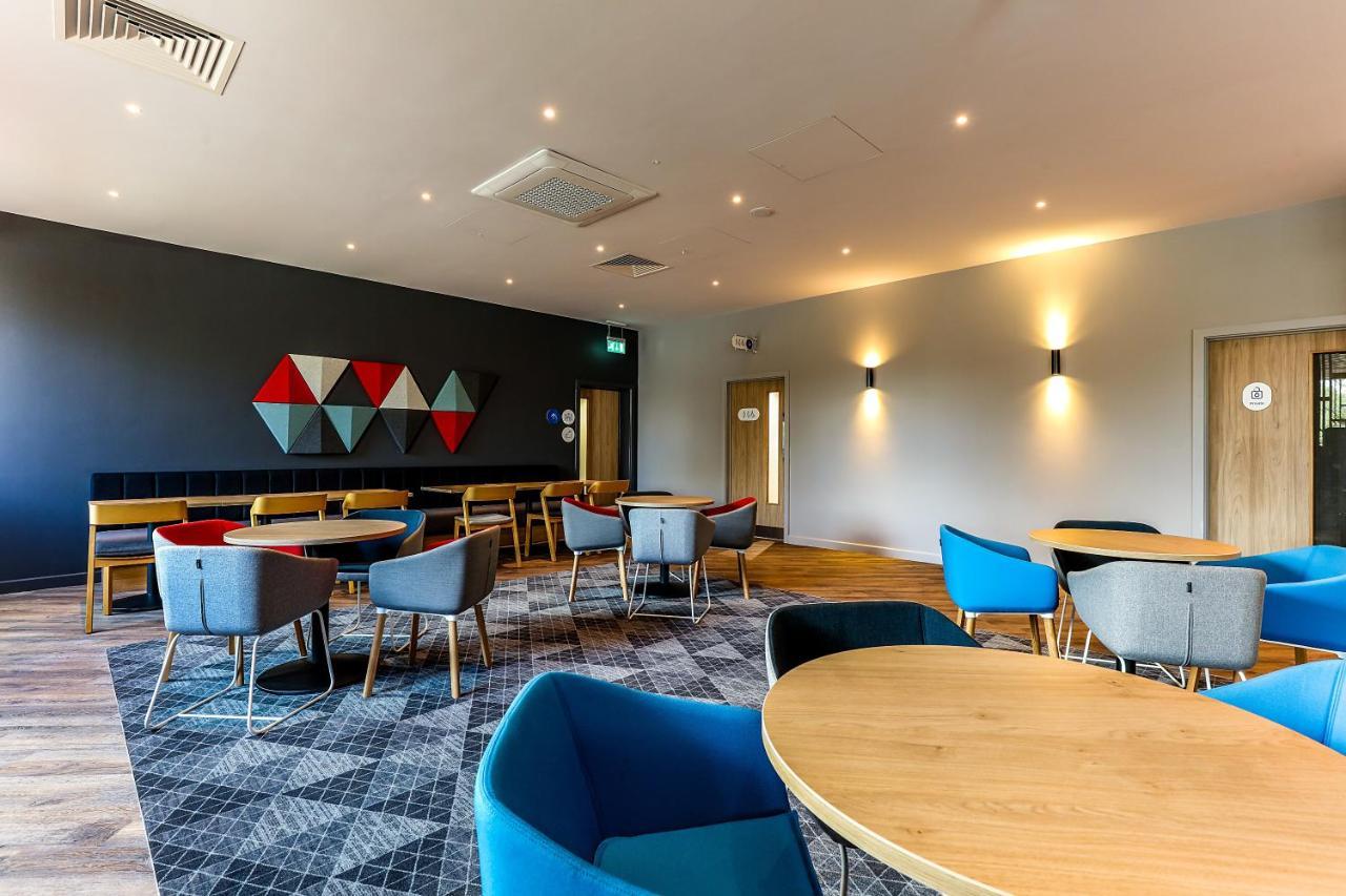 Holiday Inn Express - Bicester By Ihg Luaran gambar