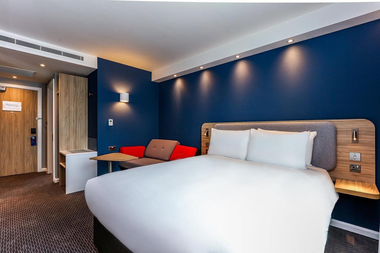 Holiday Inn Express - Bicester By Ihg Luaran gambar