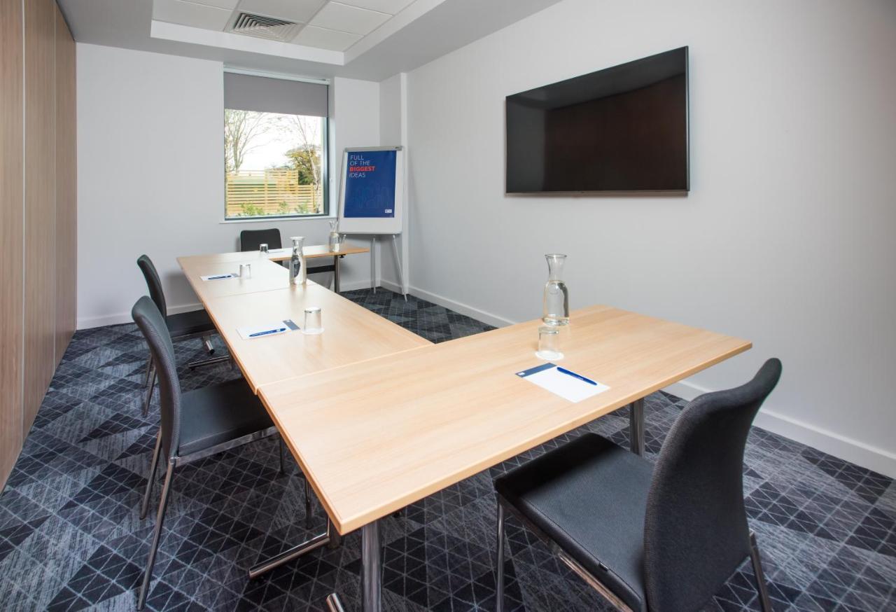 Holiday Inn Express - Bicester By Ihg Luaran gambar